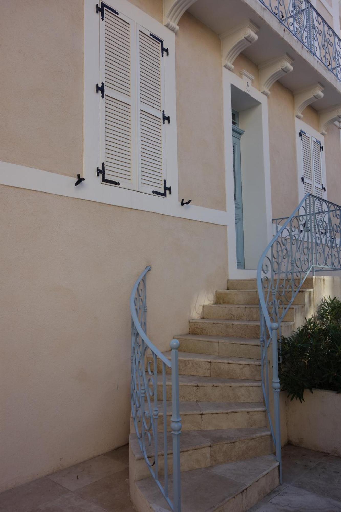 Appartement Port De Sanary Buitenkant foto